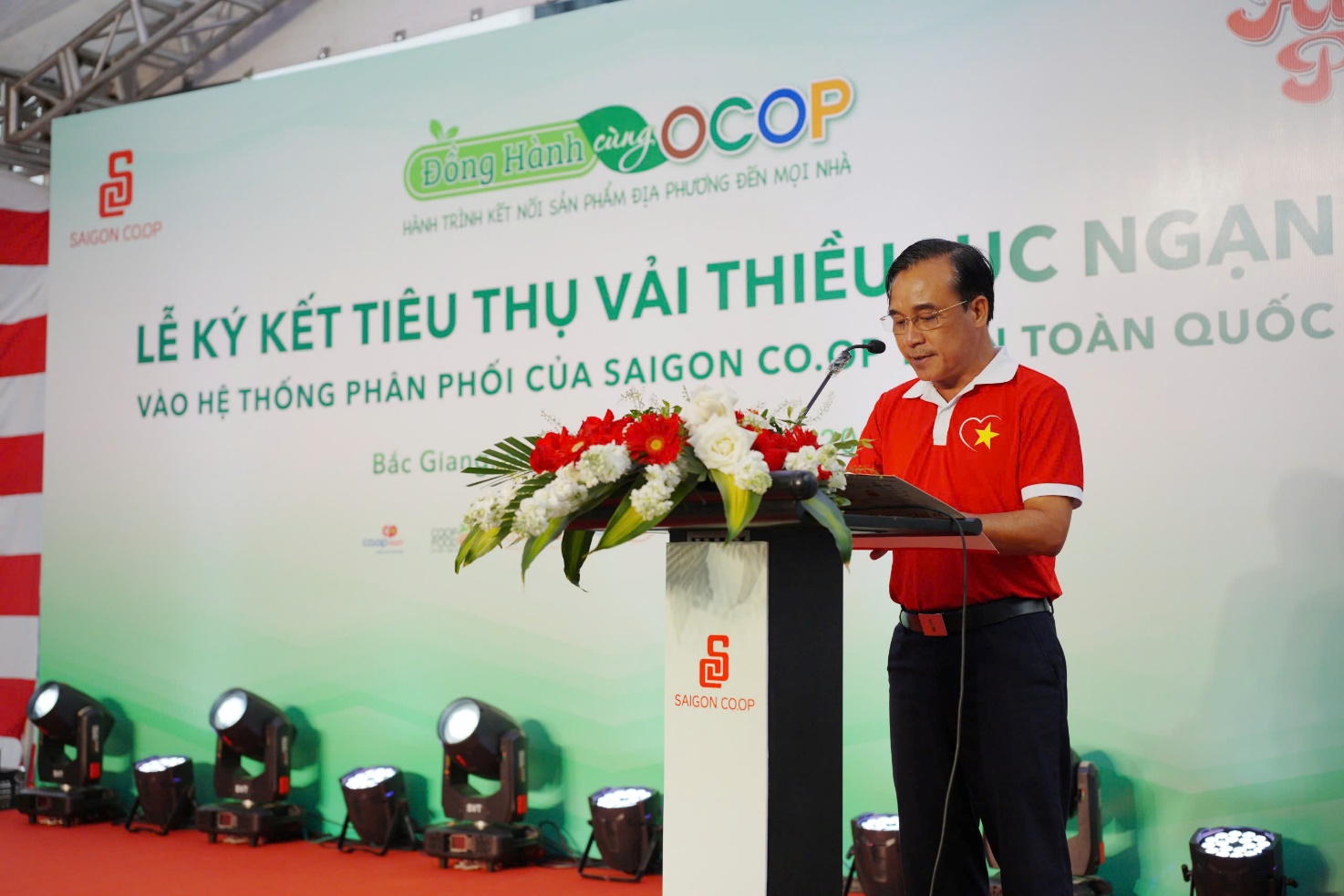 Saigon Co.op ký kết tiêu thụ vải thiều Lục Ngạn vào 800 điểm bán- Ảnh 3. Saigon Co.op ký kết tiêu thụ vải thiều Lục Ngạn vào 800 điểm bán- Ảnh 3.