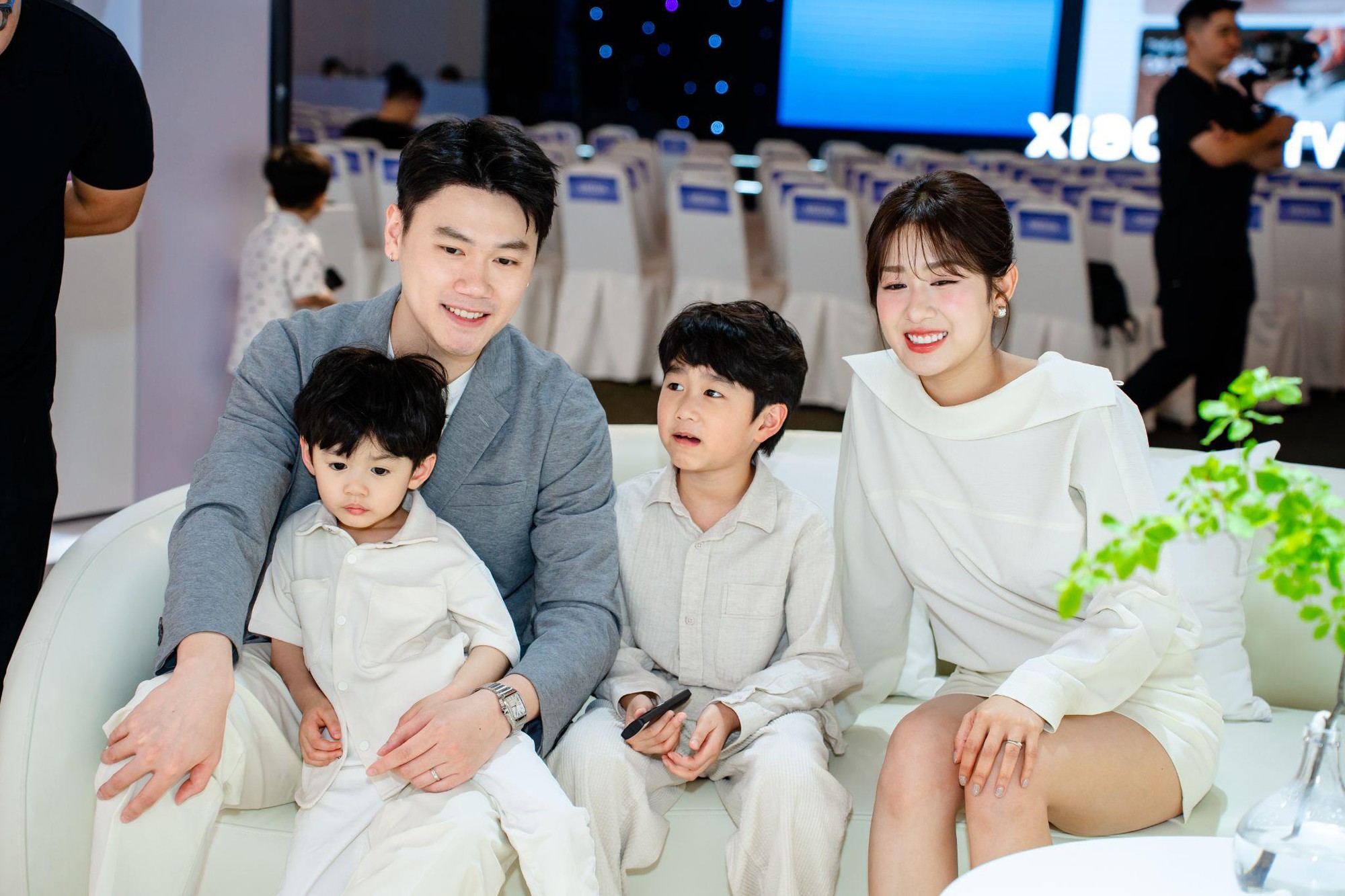 Xoài Fam: “Xiaomi TV A/A Pro Series 2026 - Lựa chọn dễ tiếp cận cho các gia đình trẻ”- Ảnh 3. Xoài Fam: “Xiaomi TV A/A Pro Series 2026 - Lựa chọn dễ tiếp cận cho các gia đình trẻ”- Ảnh 3.