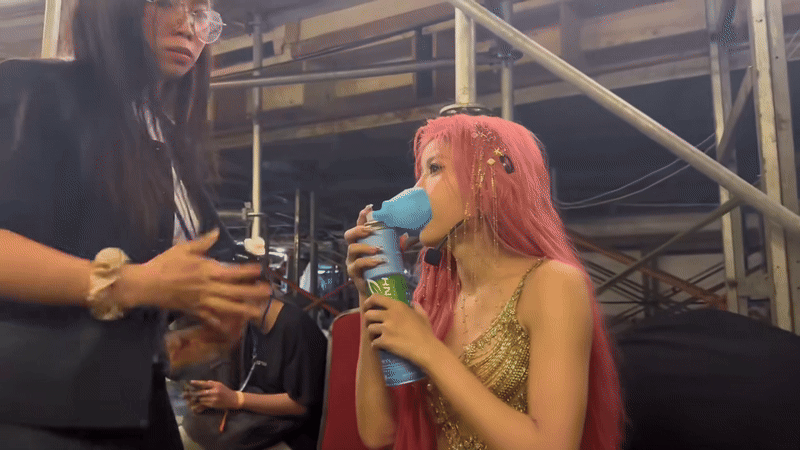 Nữ ca sĩ tài sắc vẹn toàn lên ngôi Quán quân Chị Đẹp, có ông là nhà ngoại giao từng tham gia đàm phán Hiệp Định Paris- Ảnh 9.