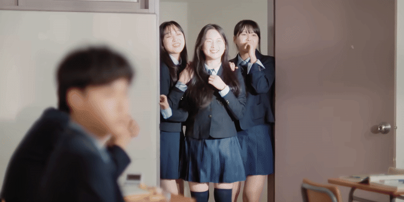 Khung hình ngập tràn visual đang hot điên đảo: Nhà gái chiến thần nhạc số cứ đụng là thua, nhà trai đẹp nhất Kpop- Ảnh 2. Khung hình ngập tràn visual đang hot điên đảo: Nhà gái chiến thần nhạc số cứ đụng là thua, nhà trai đẹp nhất Kpop- Ảnh 2.