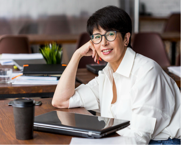 Phụ nữ không cần đúng hạn, chỉ cần đúng mình- Ảnh 2. Phụ nữ không cần đúng hạn, chỉ cần đúng mình- Ảnh 2.