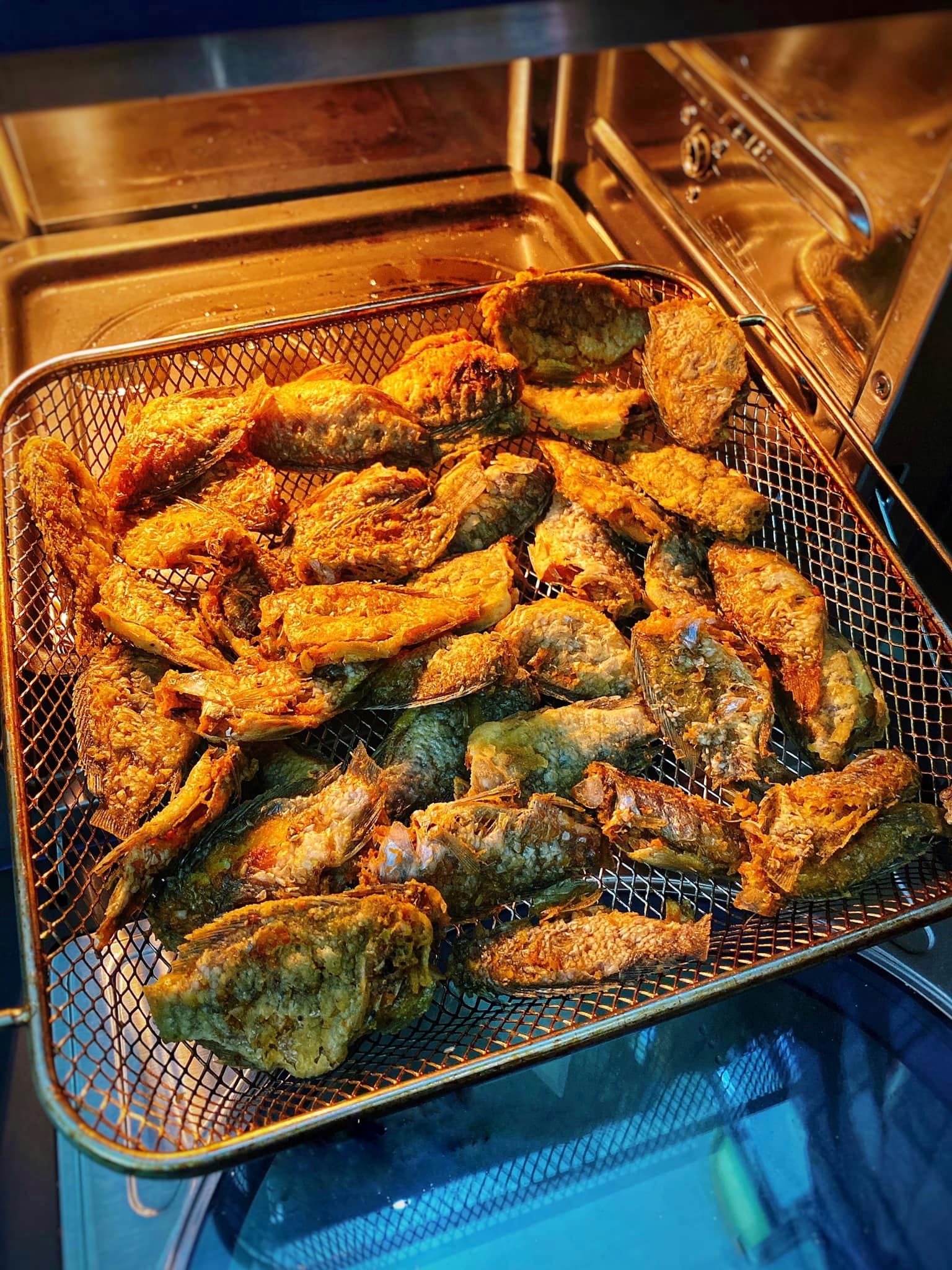Món chè cung đình làm từ cá: Vừa là mỹ thực lại giúp bổ tim dưỡng não, vị thanh mát độc đáo xua tan ngày hè nóng nực- Ảnh 3. Món chè cung đình làm từ cá: Vừa là mỹ thực lại giúp bổ tim dưỡng não, vị thanh mát độc đáo xua tan ngày hè nóng nực- Ảnh 3.