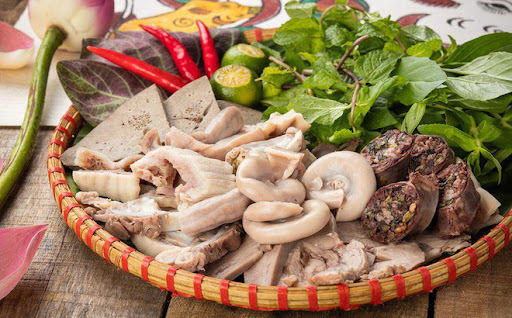 Từ lòng se điếu đến các "món nhắm quốc dân": Đặc sản đậm đà hay mối nguy âm thầm hại tim, đột quỵ mà ít người để ý?- Ảnh 4. Từ lòng se điếu đến các "món nhắm quốc dân": Đặc sản đậm đà hay mối nguy âm thầm hại tim, đột quỵ mà ít người để ý?- Ảnh 4.