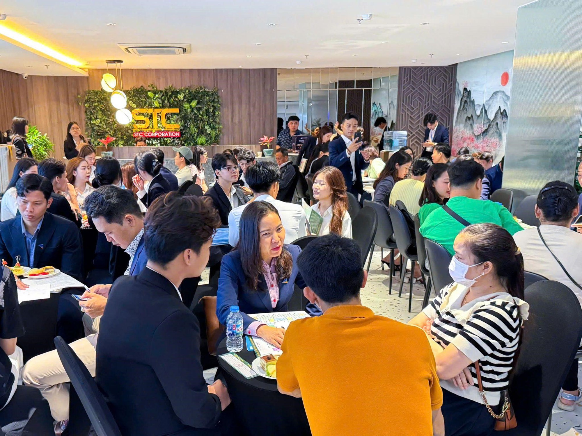 Nên mua nhà trước hay sau khi sáp nhập tỉnh thành?- Ảnh 1. Nên mua nhà trước hay sau khi sáp nhập tỉnh thành?- Ảnh 1.