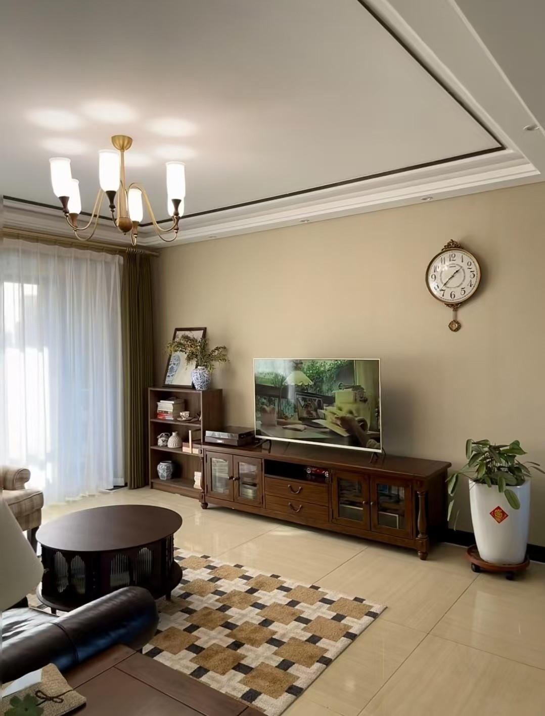 Ở tuổi 50, người phụ nữ này không cần dạy ai điều gì – chỉ cần mời về nhà chơi, ai cũng muốn về… "dọn dẹp" lại cuộc sống của mình!- Ảnh 6. Ở tuổi 50, người phụ nữ này không cần dạy ai điều gì – chỉ cần mời về nhà chơi, ai cũng muốn về… "dọn dẹp" lại cuộc sống của mình!- Ảnh 6.