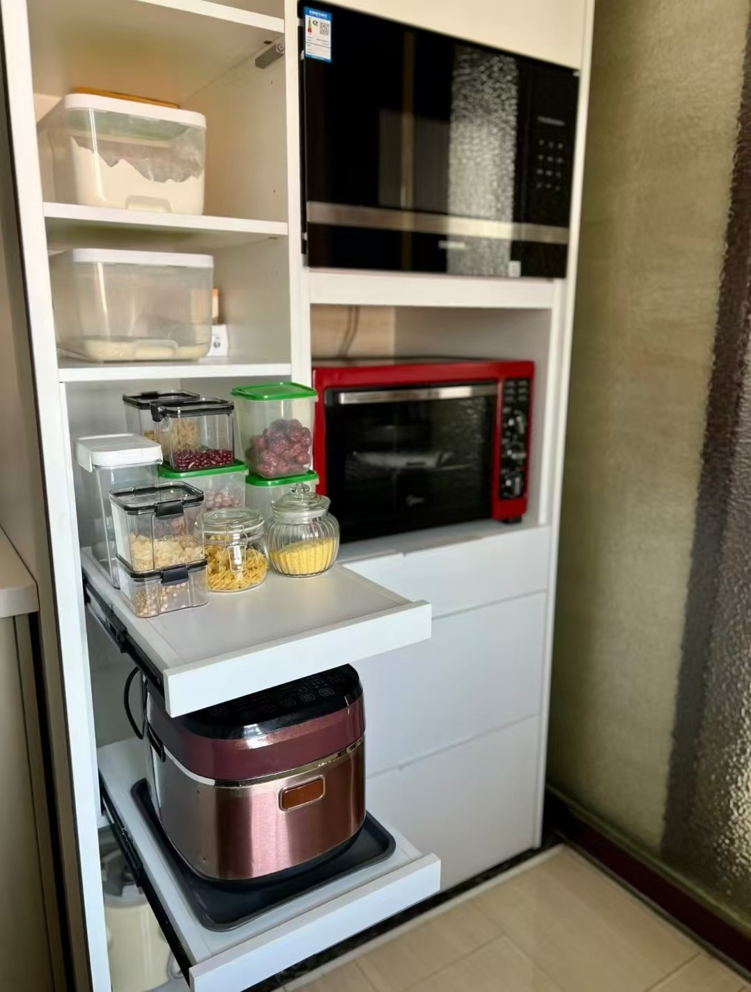 Ở tuổi 50, người phụ nữ này không cần dạy ai điều gì – chỉ cần mời về nhà chơi, ai cũng muốn về… "dọn dẹp" lại cuộc sống của mình!- Ảnh 13. Ở tuổi 50, người phụ nữ này không cần dạy ai điều gì – chỉ cần mời về nhà chơi, ai cũng muốn về… "dọn dẹp" lại cuộc sống của mình!- Ảnh 13.