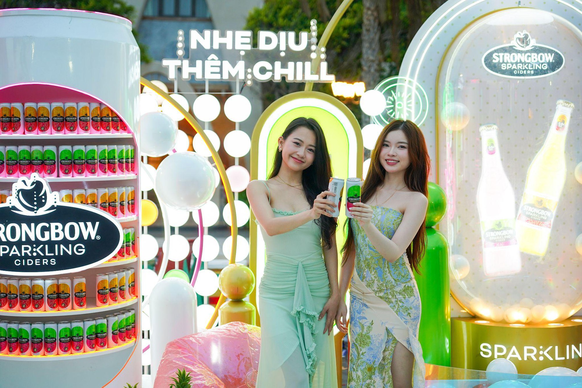 Summer Fest 2025 – 4 ngày bùng nổ tại NovaWorld Phan Thiet, hơn 100.000 lượt khách “cháy” hết mình cùng âm nhạc và lễ hội- Ảnh 4. Summer Fest 2025 – 4 ngày bùng nổ tại NovaWorld Phan Thiet, hơn 100.000 lượt khách “cháy” hết mình cùng âm nhạc và lễ hội- Ảnh 4.