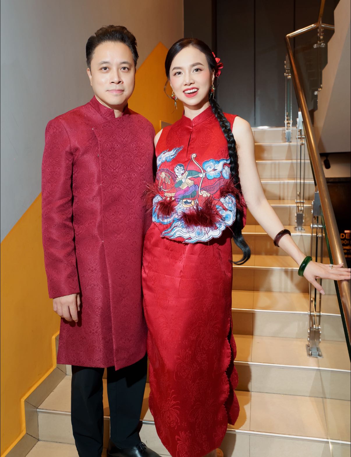 Victor Vũ dù có là "đạo diễn trăm tỷ" thì khi chụp ảnh cho vợ vẫn bị chỉnh như thường: Lia cam cả nghìn góc, vợ mà không đăng là hiểu rồi đấy!- Ảnh 8. Victor Vũ dù có là "đạo diễn trăm tỷ" thì khi chụp ảnh cho vợ vẫn bị chỉnh như thường: Lia cam cả nghìn góc, vợ mà không đăng là hiểu rồi đấy!- Ảnh 8.