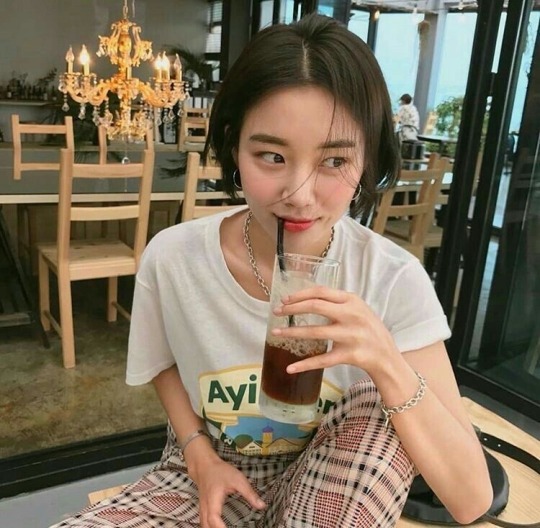 Không chỉ trên phim, làn da và sức khỏe của phụ nữ Hàn ở ngoài đời cũng rất “sang, xịn, mịn” nhờ 5 thói quen rẻ tiền, miễn phí- Ảnh 5. Không chỉ trên phim, làn da và sức khỏe của phụ nữ Hàn ở ngoài đời cũng rất “sang, xịn, mịn” nhờ 5 thói quen rẻ tiền, miễn phí- Ảnh 5.