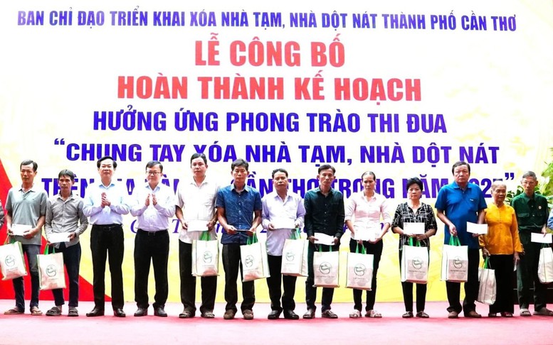 Bình Định hoàn thành xóa nhà tạm, nhà dột nát trong tháng 5- Ảnh 2. Bình Định hoàn thành xóa nhà tạm, nhà dột nát trong tháng 5- Ảnh 2.