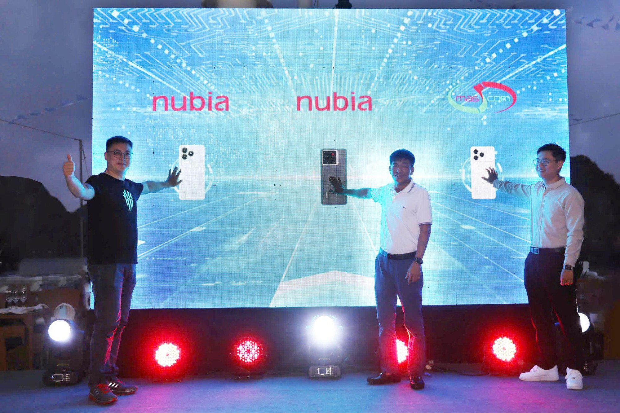 Ra mắt ZTE nubia A series: Mỏng, đẹp, chuẩn xu hướng- Ảnh 1. Ra mắt ZTE nubia A series: Mỏng, đẹp, chuẩn xu hướng- Ảnh 1.