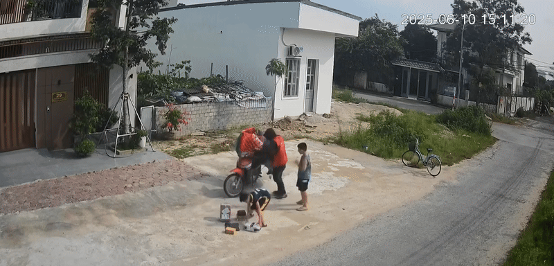 Đoạn clip chưa đầy 1 phút gạt phăng suy nghĩ "khối nghỉ hè" là nỗi ám ảnh của người lớn- Ảnh 2. Đoạn clip chưa đầy 1 phút gạt phăng suy nghĩ "khối nghỉ hè" là nỗi ám ảnh của người lớn- Ảnh 2.