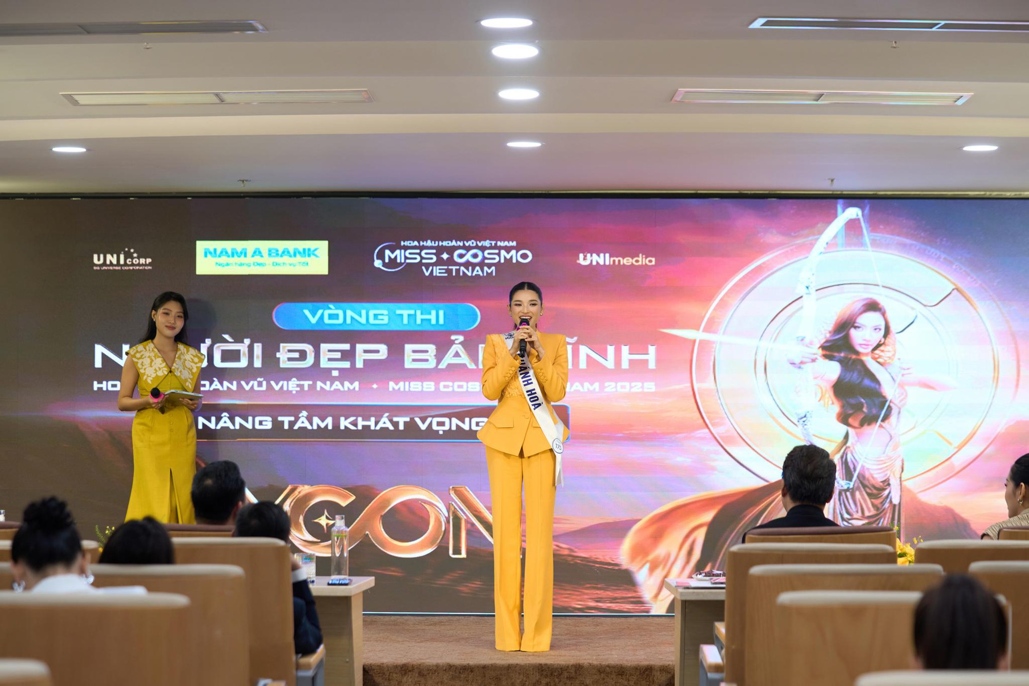 Nam A Bank đồng hành cùng “Người đẹp bản lĩnh” Hoa Hậu Hoàn Vũ Việt Nam 2025- Ảnh 3. Nam A Bank đồng hành cùng “Người đẹp bản lĩnh” Hoa Hậu Hoàn Vũ Việt Nam 2025- Ảnh 3.