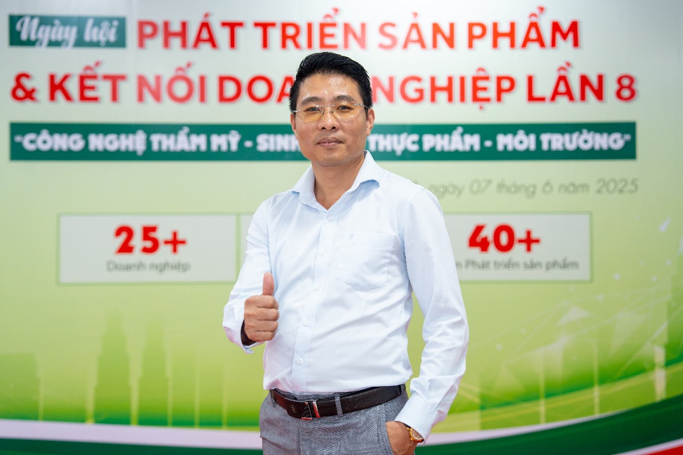 Sinh viên ngành Thẩm mỹ - Sinh học - Thực phẩm - Môi trường HUTECH giới thiệu đồ án giàu giá trị thực tiễn- Ảnh 5. hi88.com lừa đảo viên ngành Thẩm mỹ - hi88.com lừa đảo học - Thực phẩm - Môi trường HUTECH giới thiệu đồ án giàu giá trị thực tiễn- Ảnh 5.