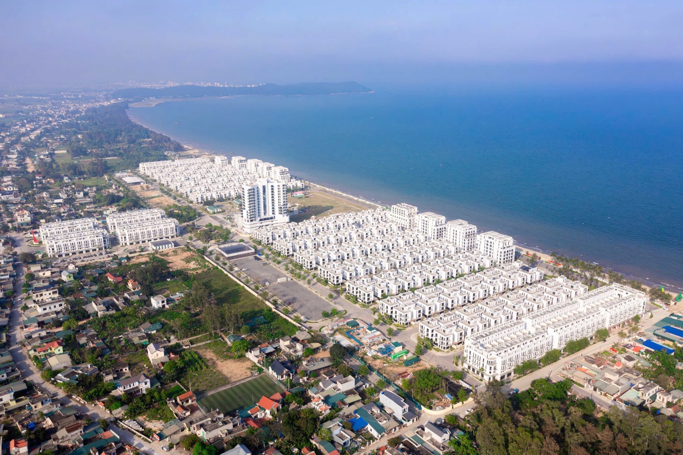 Du lịch Sầm Sơn hè bùng nổ với sự kiện “Sea the Soul” của Văn Phú- Ảnh 4.