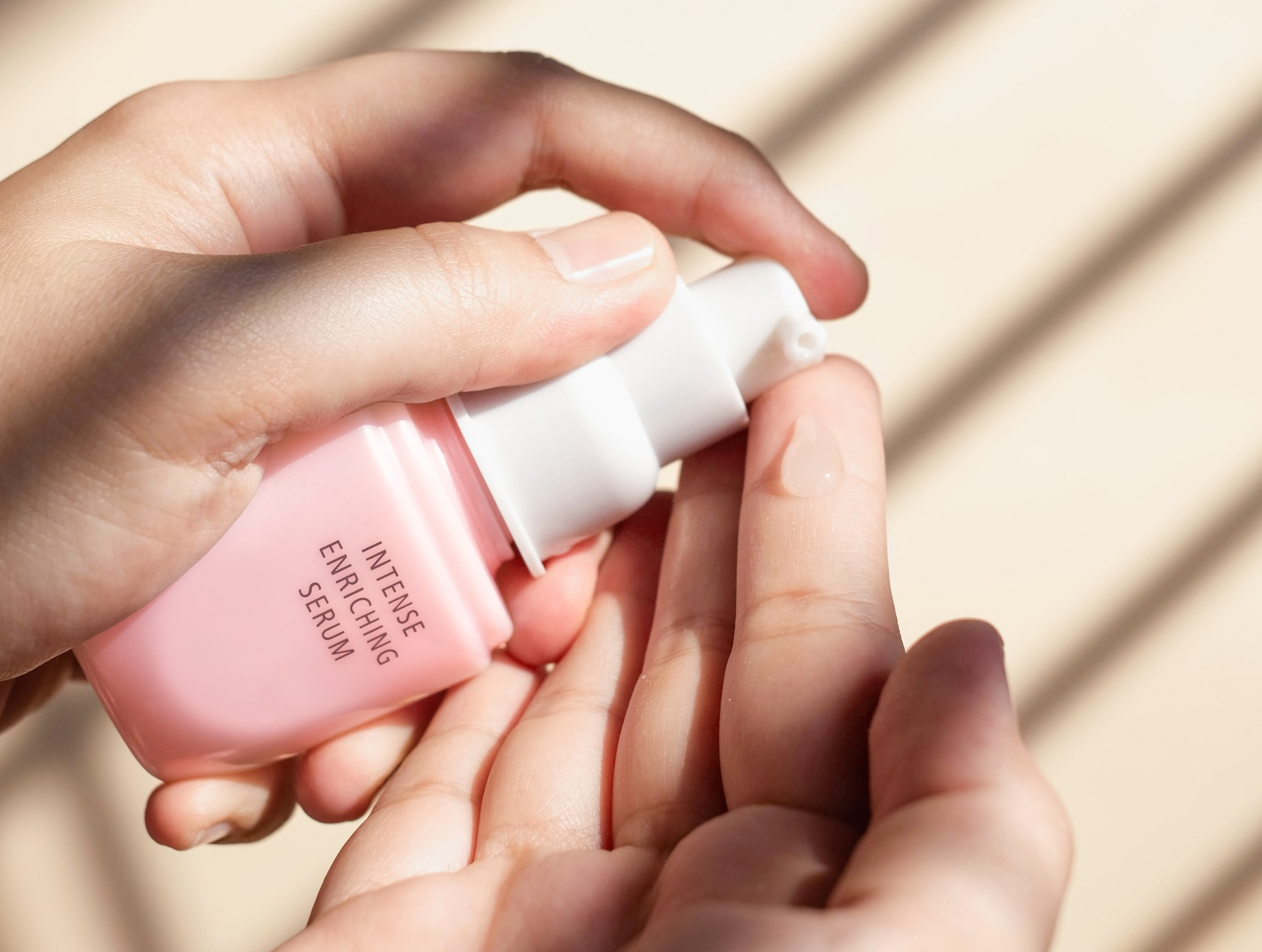 5 lọ serum ngừa lão hóa, kích thích collagen thực sự đáng giá từng đồng- Ảnh 3.