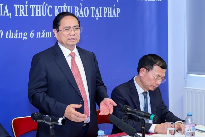 Thủ tướng làm việc với các chuyên gia kiều bào: Sẵn sàng góp sức để đất nước làm chủ các công nghệ chiến lược- Ảnh 5. Thủ tướng làm việc với các chuyên gia kiều bào: Sẵn sàng góp sức để đất nước làm chủ các công nghệ chiến lược- Ảnh 5.