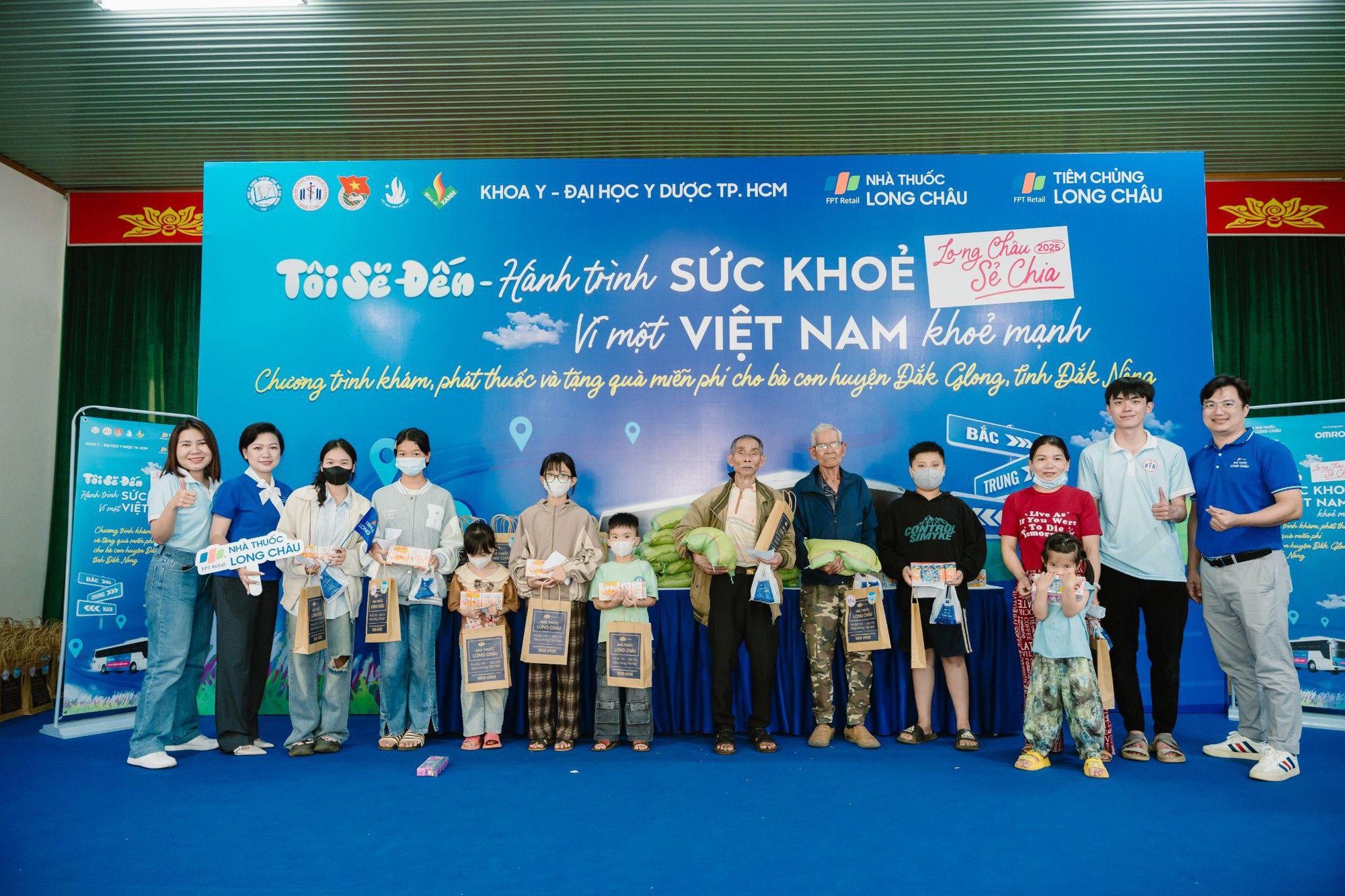 truc tiep bong da c1 Châu sẻ chia – Hành trình sức khoẻ, vì một Việt Nam khỏe mạnh- Ảnh 1.