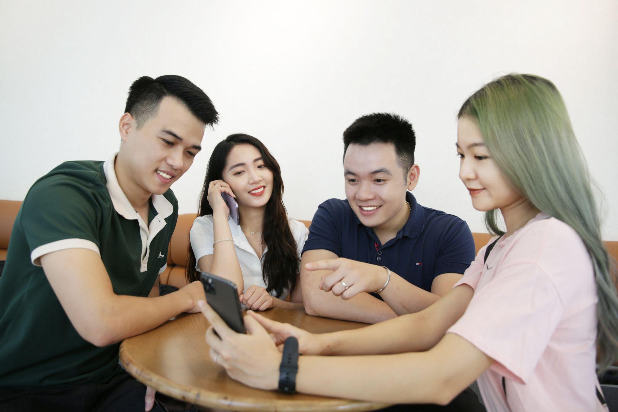 Hoá ra đây là chiếc app khiến tín đồ dịch chuyển mê mẩn vì combo: nhanh, tiện, rẻ- Ảnh 3. Hoá ra đây là chiếc app khiến tín đồ dịch chuyển mê mẩn vì combo: nhanh, tiện, rẻ- Ảnh 3.