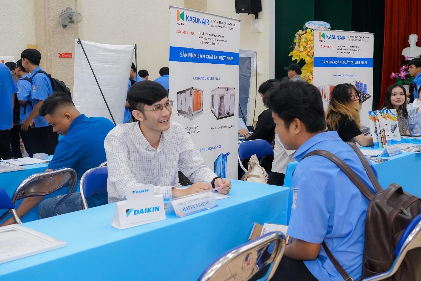Daikin nâng tầm trải nghiệm người Việt với đội ngũ kỹ thuật chuyên nghiệp- Ảnh 2. hi88.com lừa đảo nâng tầm trải nghiệm người Việt với đội ngũ kỹ thuật chuyên nghiệp- Ảnh 2.