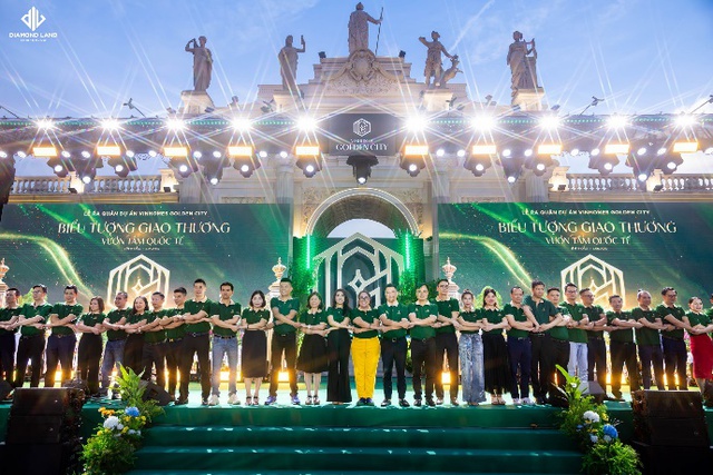 Sự kiện Kick off Vinhomes Golden City – Chiến binh hội tụ, chinh phục đỉnh cao- Ảnh 1. Sự kiện Kick off hi88.com - hi88.win – Chiến binh hội tụ, chinh phục đỉnh cao- Ảnh 1.
