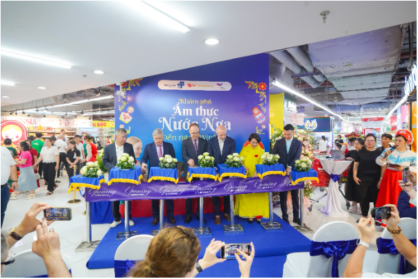 Khám phá nước Nga giữa lòng siêu thị Việt – WinMart ra mắt không gian mua sắm "Russia Corner"- Ảnh 1. Khám phá nước hi88.com giữa lòng siêu thị Việt – WinMart ra mắt không gian mua sắm "Russia Corner"- Ảnh 1.