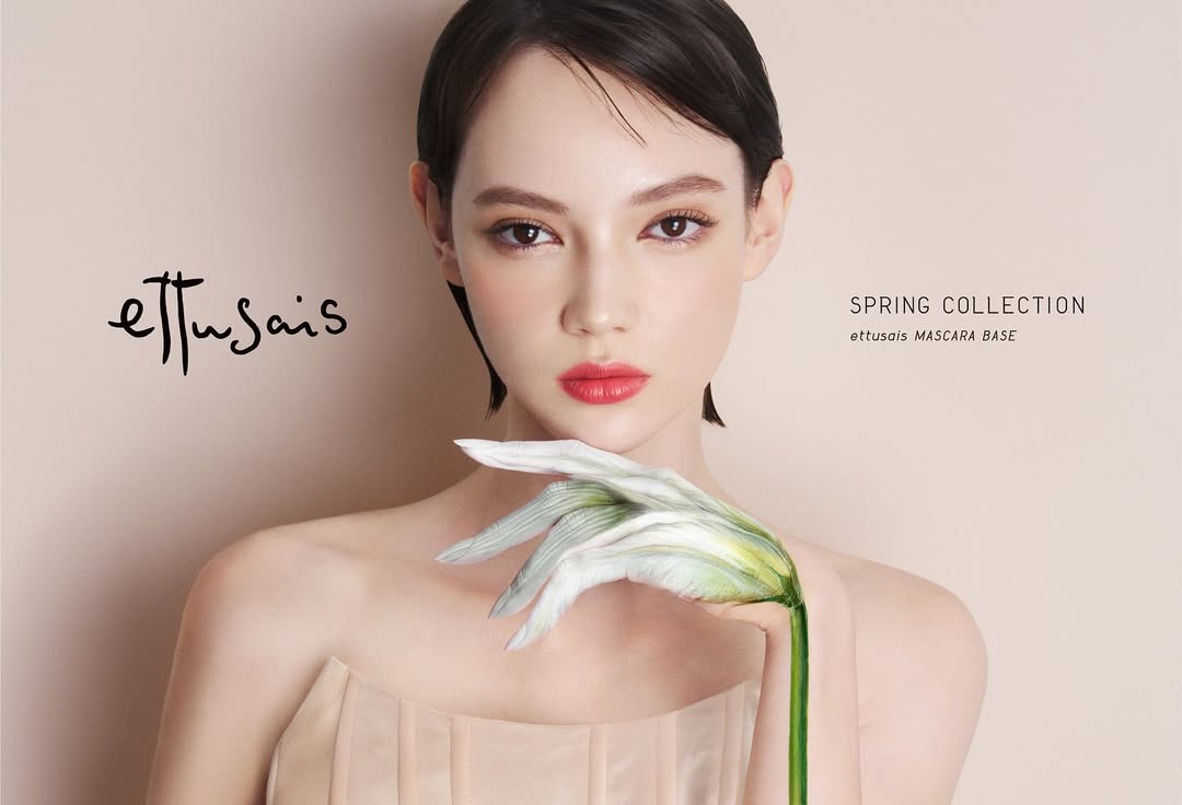 "Nữ hoàng sáng tạo" Nhật Bản kết hợp thời trang và nghệ thuật khiến dân tình mãn nhãn- Ảnh 11. "Nữ hoàng sáng tạo" Nhật Bản kết hợp thời trang và nghệ thuật khiến dân tình mãn nhãn- Ảnh 11.
