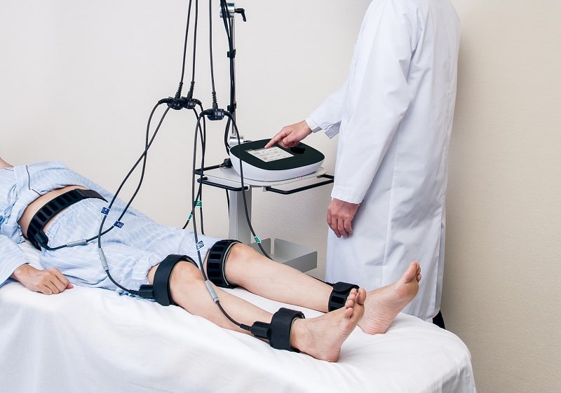 Điểm mới này của luật BHYT rất nhân văn và thiết thực, bố tôi đang chữa bệnh tại nhà cũng được hưởng lợi- Ảnh 2. Điểm mới này của luật BHYT rất nhân văn và thiết thực, bố tôi đang chữa bệnh tại nhà cũng được hưởng lợi- Ảnh 2.