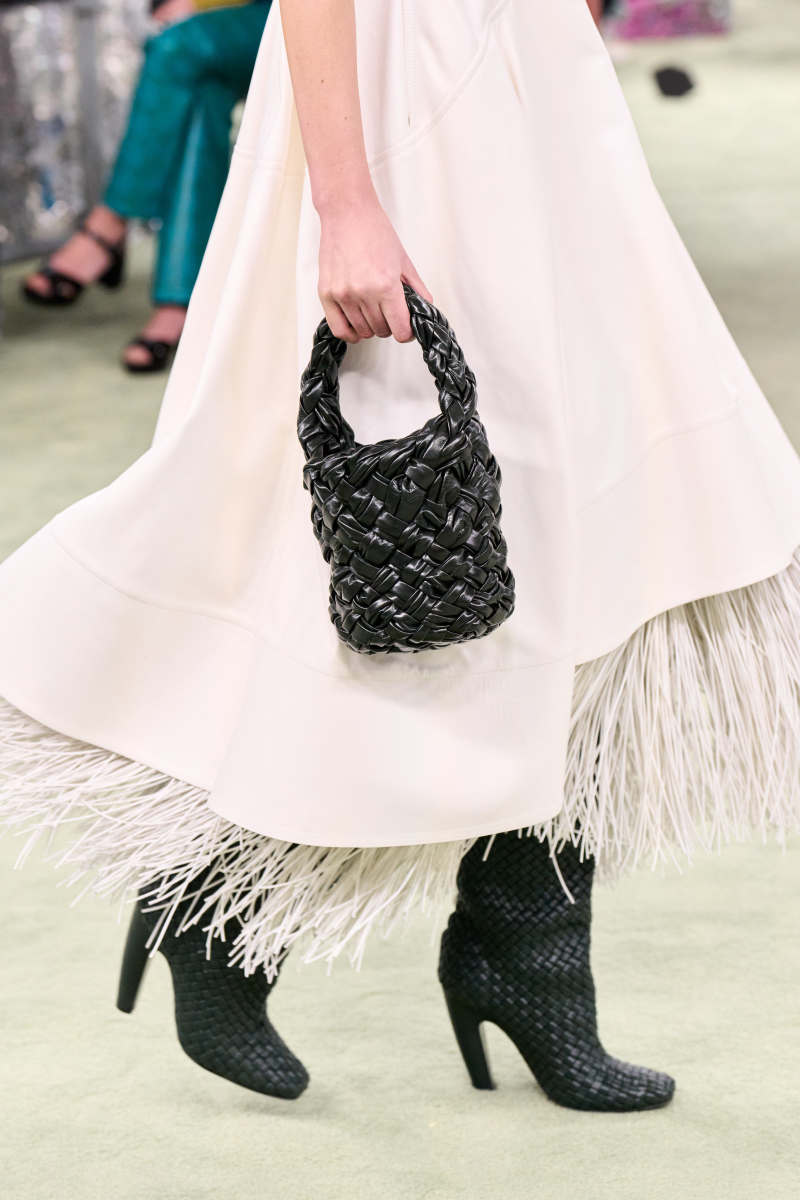 Bottega Veneta – Thương hiệu xa xỉ không logo nhưng vẫn khiến cả thế giới phải ngưỡng mộ- Ảnh 12. Bottega Veneta – Thương hiệu xa xỉ không logo nhưng vẫn khiến cả thế giới phải ngưỡng mộ- Ảnh 12.