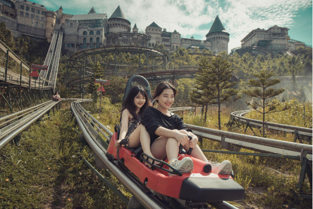 Top 5 trò chơi dễ khiến "Khối nghỉ hè" vui quên lối về tại Sun World Ba Na Hills- Ảnh 2. Top 5 trò chơi dễ khiến "Khối nghỉ hè" vui quên lối về tại Sun World Ba Na Hills- Ảnh 2.