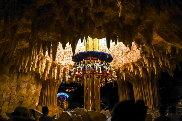 Top 5 trò chơi dễ khiến "Khối nghỉ hè" vui quên lối về tại Sun World Ba Na Hills- Ảnh 3. Top 5 trò chơi dễ khiến "Khối nghỉ hè" vui quên lối về tại Sun World Ba Na Hills- Ảnh 3.