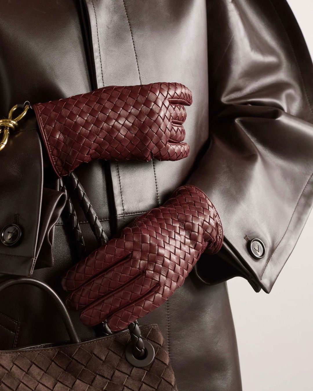Bottega Veneta – Thương hiệu xa xỉ không logo nhưng vẫn khiến cả thế giới phải ngưỡng mộ- Ảnh 6. Bottega Veneta – Thương hiệu xa xỉ không logo nhưng vẫn khiến cả thế giới phải ngưỡng mộ- Ảnh 6.