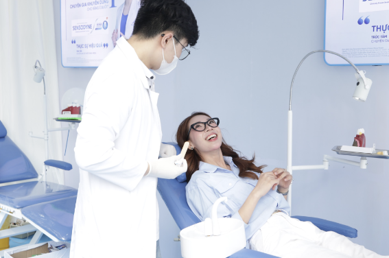 Thử thách Ê-Mênu: Dấu hiệu răng ê buốt có cần chăm sóc đặc biệt?- Ảnh 4. Thử thách Ê-Mênu: Dấu hiệu răng ê buốt có cần chăm sóc đặc biệt?- Ảnh 4.