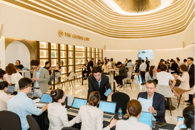 Lumière Midtown – Dự án căn hộ hạng sang tại The Global City thu hút hàng trăm khách hàng trải nghiệm cuối tuần- Ảnh 2. Lumière Midtown – Dự án căn hộ hạng sang tại The Global City thu hút hàng trăm khách hàng trải nghiệm cuối tuần- Ảnh 2.