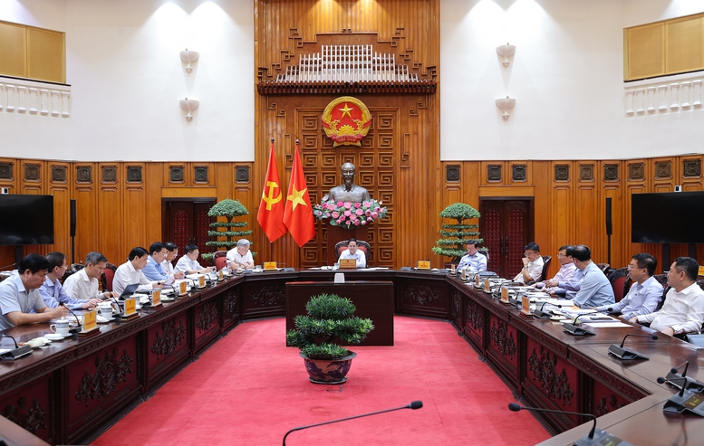 Thủ tướng chủ trì cuộc họp Thường trực Chính phủ về 4 dự án, hồ sơ luật- Ảnh 2. Thủ tướng chủ trì cuộc họp Thường trực Chính phủ về 4 dự án, hồ sơ luật- Ảnh 2.