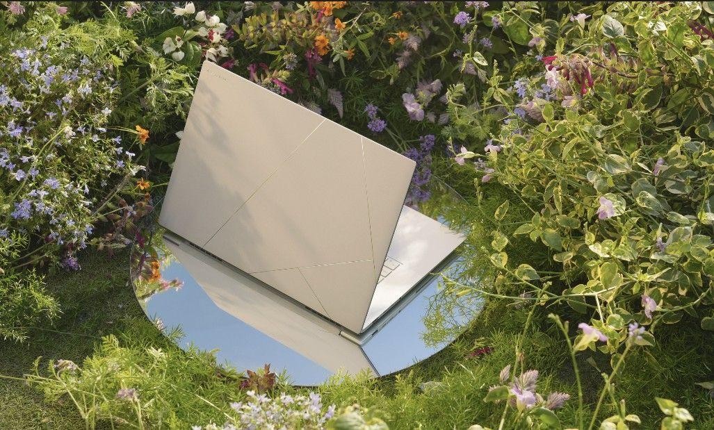 Triển lãm “Design You Can Feel”: Khi laptop không chỉ mỏng nhẹ mà còn biết kể câu chuyện thiết kế- Ảnh 5. Triển lãm “Design You Can Feel”: Khi laptop không chỉ mỏng nhẹ mà còn biết kể câu chuyện thiết kế- Ảnh 5.
