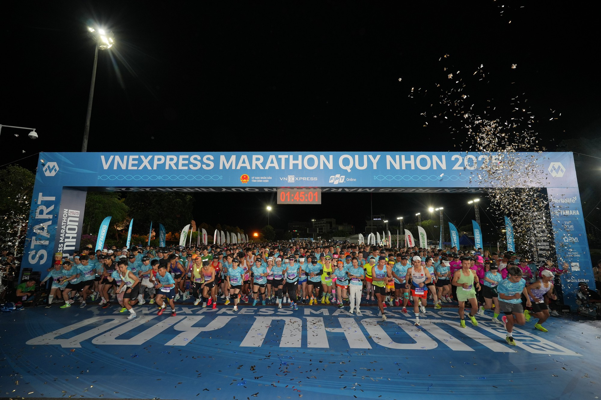 Khoảnh khắc đáng nhớ của các runner cùng Yamaha tại VnExpress Marathon Quy Nhơn 2025- Ảnh 2. Khoảnh khắc đáng nhớ của các runner cùng Yamaha tại VnExpress Marathon Quy Nhơn 2025- Ảnh 2.