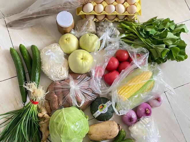 Lương 72 triệu/th&aacute;ng nhưng 10 năm tiết kiệm kh&ocirc;ng nổi 18 triệu: Bị chất vấn, c&ocirc; vợ đưa tờ giấy khiến chồng lặng người- Ảnh 2.