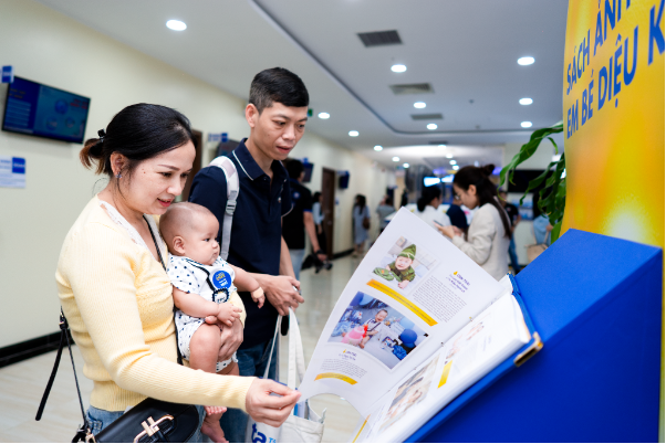 Ngày hội quy tụ nhiều em bé thụ tinh ống nghiệm nhất tại Việt Nam- Ảnh 2. Ngày hội quy tụ nhiều em bé thụ tinh ống nghiệm nhất tại Việt Nam- Ảnh 2.