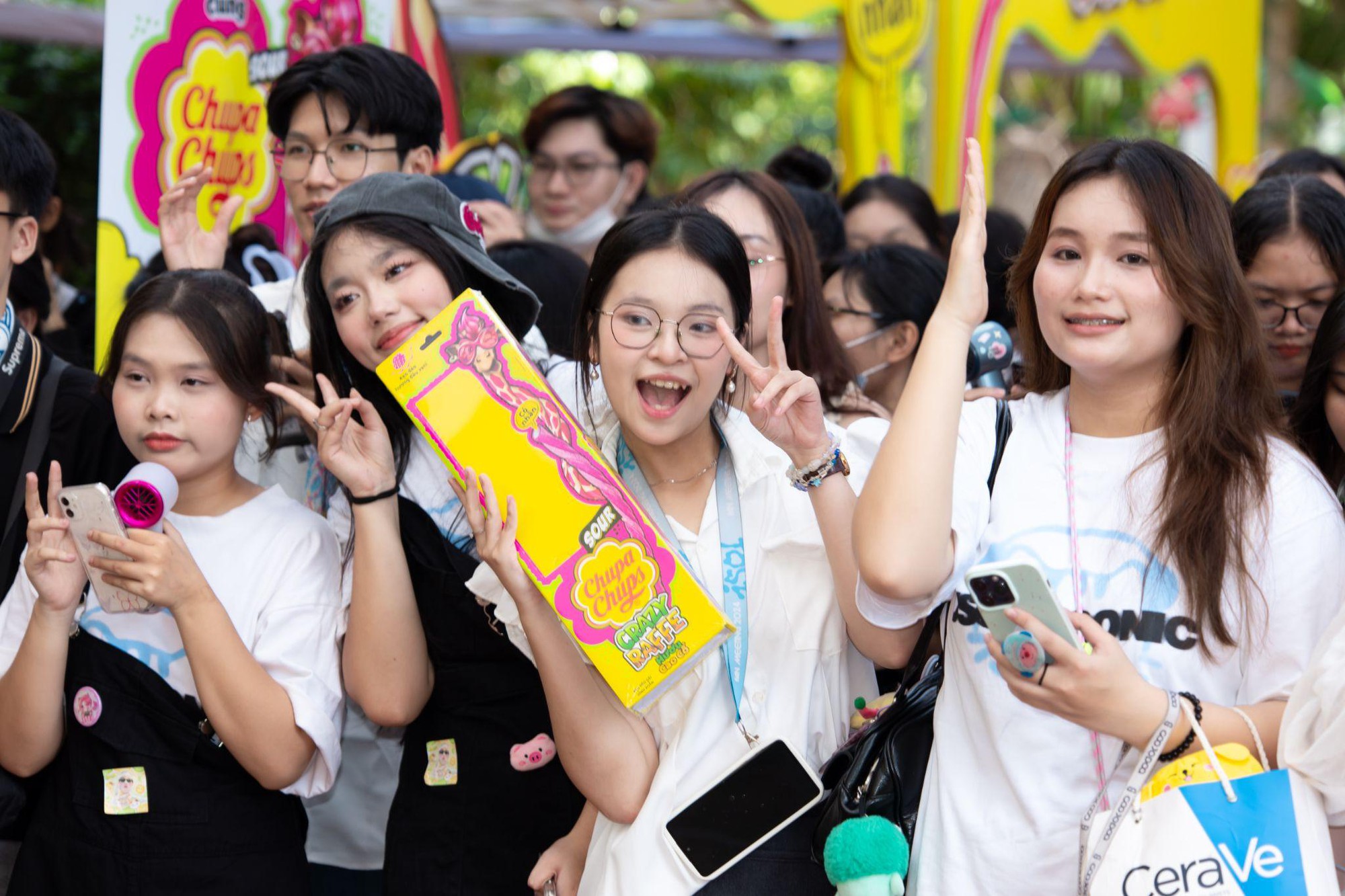Chupa Chups ra mắt kẹo dẻo hươu cao cổ Giraffe – món quà “Mãi Vui” dịp Quốc tế Thiếu nhi- Ảnh 4. Chupa Chups ra mắt kẹo dẻo hươu cao cổ Giraffe – món quà “Mãi Vui” dịp Quốc tế Thiếu nhi- Ảnh 4.