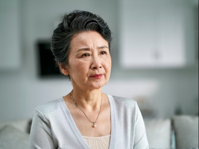 68 tuổi, lương hưu 29 triệu đồng/tháng vẫn “trắng tay”, nằm viện phải vay mượn khắp nơi, bật khóc nhận ra: Dù có bao nhiêu tiền cũng đừng làm 3 việc này!- Ảnh 3. 68 tuổi, lương hưu 29 triệu đồng/tháng vẫn “trắng tay”, nằm viện phải nhà cái hi88 mượn khắp nơi, bật khóc nhận ra: Dù có bao nhiêu tiền cũng đừng làm 3 việc này!- Ảnh 3.