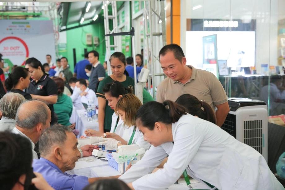 An Khang hợp tác Medpro mở rộng tiện ích đặt lịch khám bệnh nhanh: bước tiến tử tế vì sức khỏe cộng đồng- Ảnh 4. An Khang hợp tác Medpro mở rộng tiện ích đặt lịch khám bệnh nhanh: bước tiến tử tế vì sức khỏe cộng đồng- Ảnh 4.