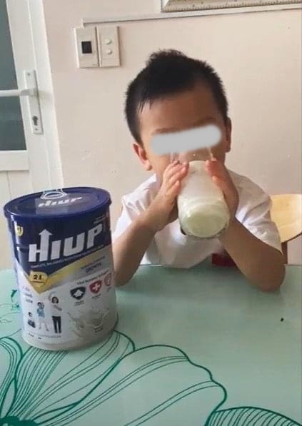 2 năm chi hàng chục triệu mua sữa giả Hiup, mẹ đau đớn hỏi người bán thì chỉ nhận được lời đùn đẩy trách nhiệm cho NSX- Ảnh 9. 2 năm chi hàng chục triệu mua sữa giả Hiup, mẹ đau đớn hỏi người bán thì chỉ nhận được lời đùn đẩy trách nhiệm cho NSX- Ảnh 9.