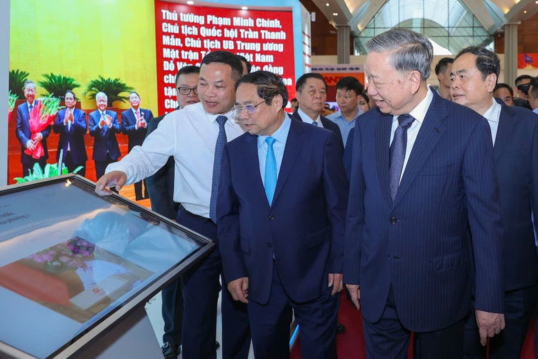Tổng Bí thư: Báo chí phải không ngừng tự đổi mới để phát triển tương xứng với tầm vóc thời đại- Ảnh 3. Tổng Bí thư: Báo chí phải không ngừng tự đổi mới để phát triển tương xứng với tầm vóc thời đại- Ảnh 3.