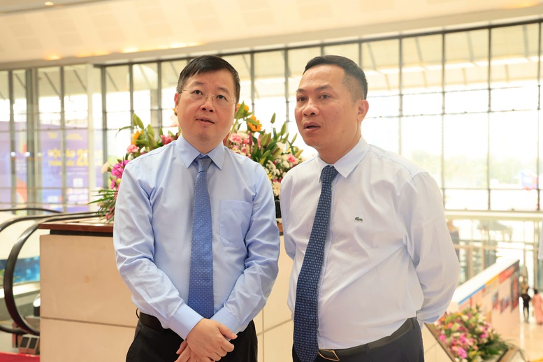Tổng Bí thư: Báo chí phải không ngừng tự đổi mới để phát triển tương xứng với tầm vóc thời đại- Ảnh 11. Tổng Bí thư: Báo chí phải không ngừng tự đổi mới để phát triển tương xứng với tầm vóc thời đại- Ảnh 11.