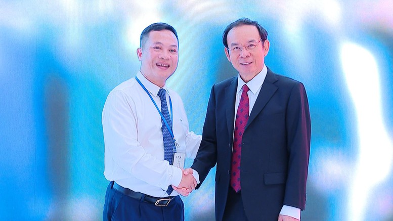 Tổng Bí thư: Báo chí phải không ngừng tự đổi mới để phát triển tương xứng với tầm vóc thời đại- Ảnh 9. Tổng Bí thư: Báo chí phải không ngừng tự đổi mới để phát triển tương xứng với tầm vóc thời đại- Ảnh 9.