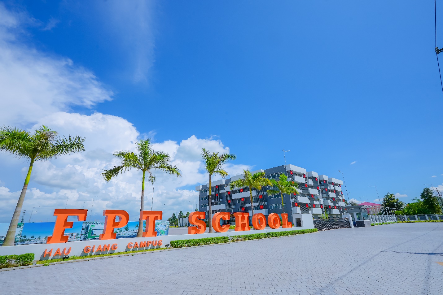 Học tại FPT School Hậu Giang - Nắm bắt 99% cơ hội vào Trường Đại học FPT- Ảnh 1. Học tại FPT School Hậu Giang - Nắm bắt 99% cơ hội vào Trường Đại học FPT- Ảnh 1.
