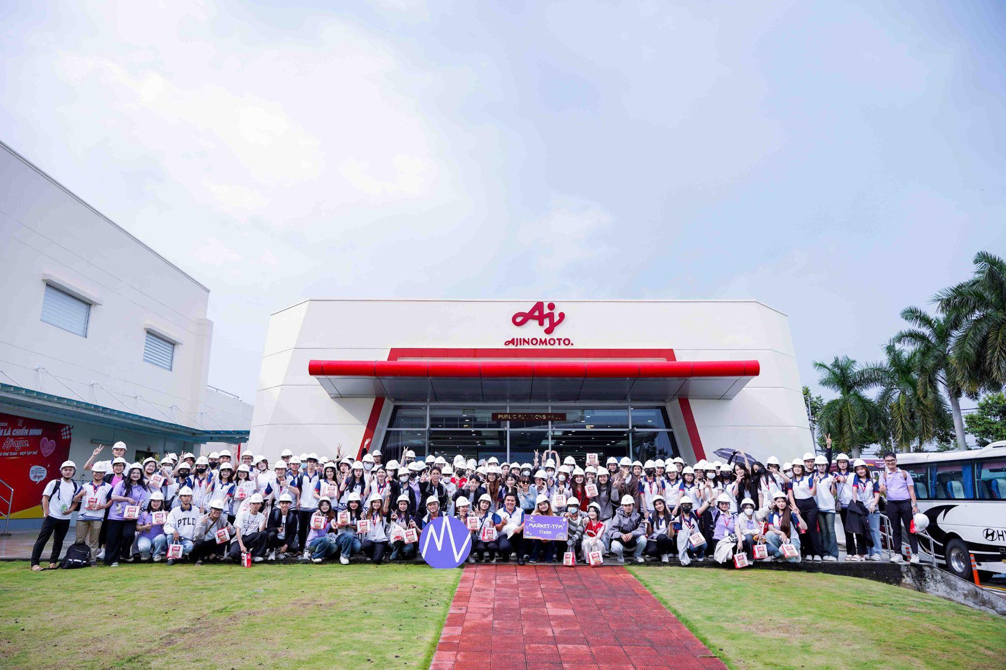 Học kỳ quốc tế miễn phí - “đặc quyền” cho sinh viên lựa chọn chương trình Tài năng UEF- Ảnh 9. Học kỳ quốc tế miễn phí - “đặc quyền” cho sinh viên lựa chọn chương trình Tài năng UEF- Ảnh 9.