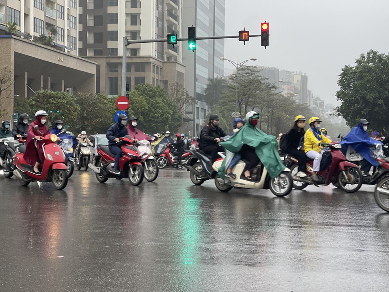 Đảm bảo an toàn tuyệt đối cho kỳ thi tốt nghiệp THPT trong tình huống thời tiết cực đoan- Ảnh 1. Đảm bảo an toàn tuyệt đối cho kỳ thi tốt nghiệp THPT trong tình huống thời tiết cực đoan- Ảnh 1.