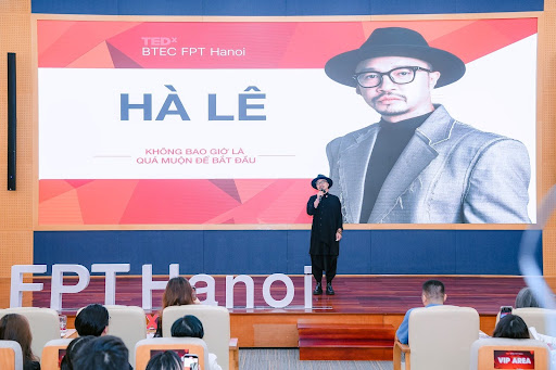 Sinh viên học cách toả sáng bằng sự khác biệt từ người trong nghề tại TEDxBTEC FPT - Ảnh 3. Sinh viên học cách toả sáng bằng sự khác biệt từ người trong nghề tại TEDxBTEC FPT - Ảnh 3.